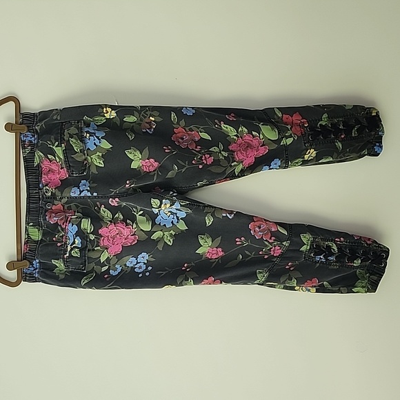 Pam & Gela Bohemian Black Floral Tapered Copped Jogger Relaxed Pants S - Picture 7 of 15